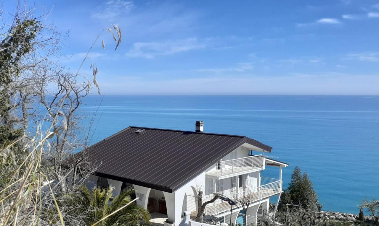Vista D'Amare Hotel Pedaso Exterior photo